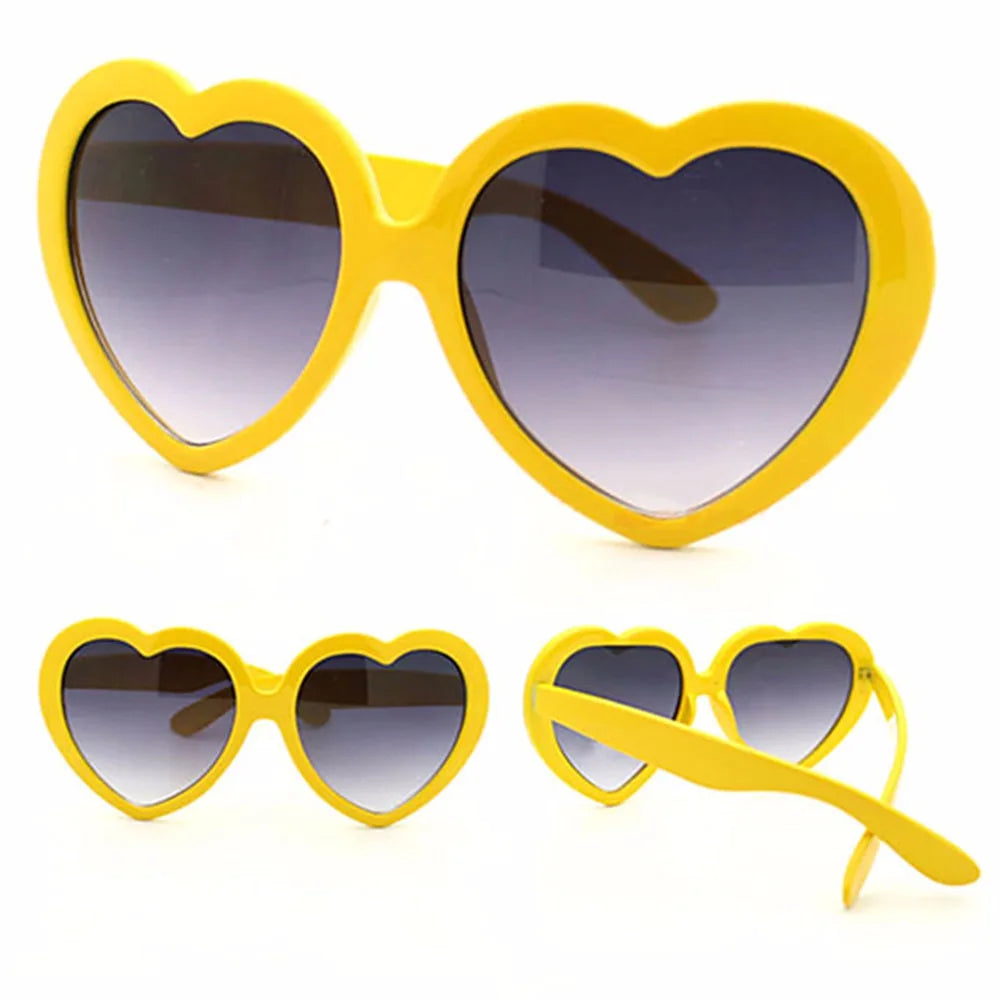 New Vintage Love Sunglass Fashion Heart Shaped Sunglasses Women Summer Cute Sexy Retro Cat Eye Sunglasses Hot Trendy Unisex