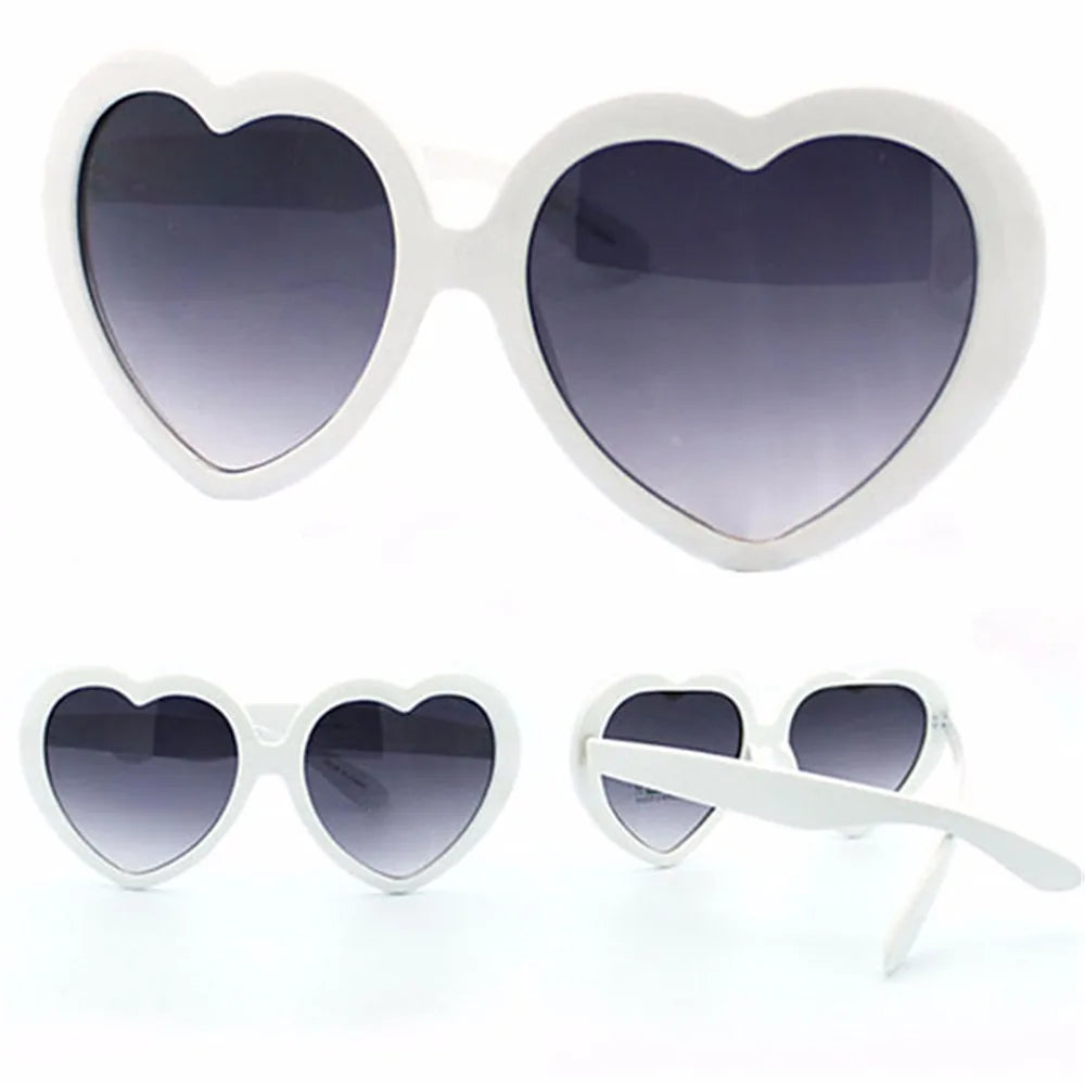 New Vintage Love Sunglass Fashion Heart Shaped Sunglasses Women Summer Cute Sexy Retro Cat Eye Sunglasses Hot Trendy Unisex